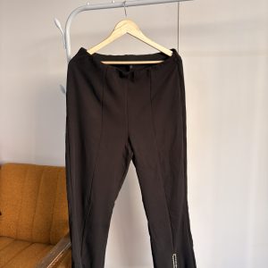 Pantallona Black Skinny - (Numri 44)