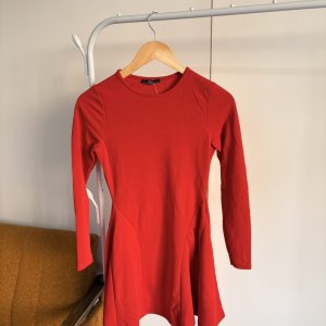 Fustan Red Skater – (Masa M)