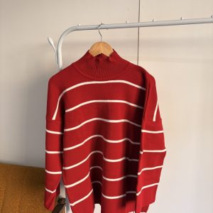 Pulovër Red Striped High-Neck - (Masa Standard)